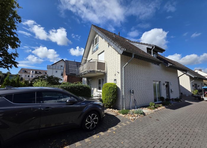 Neuwertiges Einfamilienhaus im Herzen von Lage