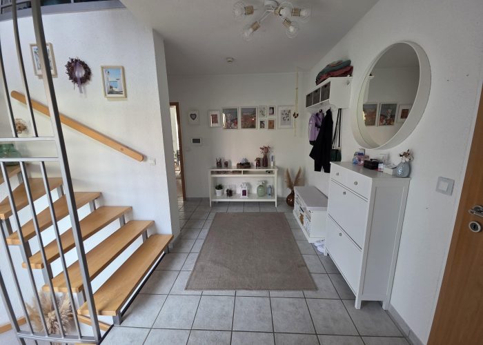 Neuwertiges Einfamilienhaus im Herzen von Lage