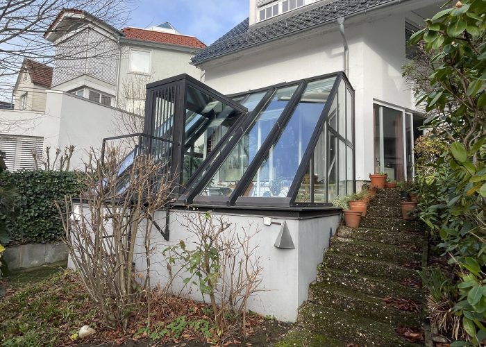 Einzigartige Souterrainwohnung mit Traumblick in Oerlinghausen