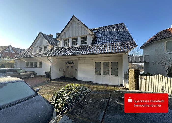 Einzigartige Souterrainwohnung mit Traumblick in Oerlinghausen