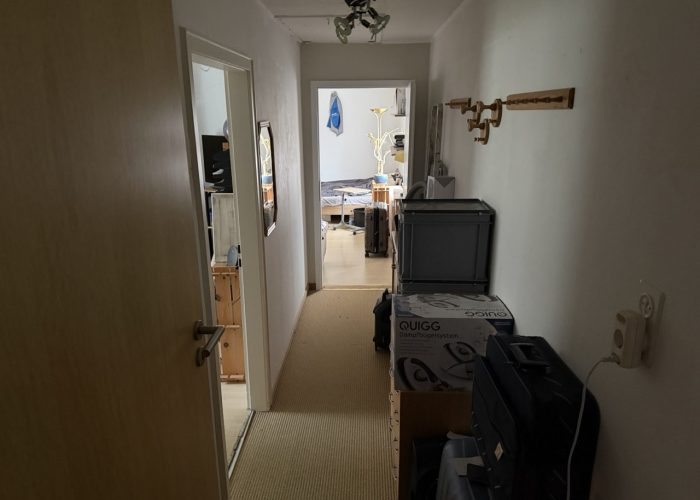 Zweifamilienhaus mit Einliegerwohnung in Lage